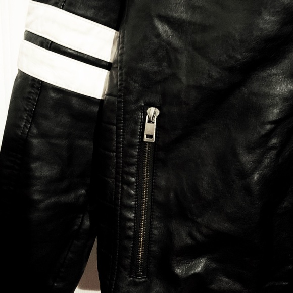 Guess Leather Jacket - Picture 4 of 9